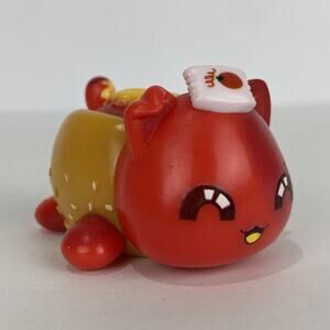 Aphmau MeeMeows Litter 6 Carnival Treats Cat Figure Hotdog Hot Dog Kitten 2"